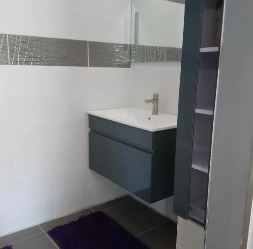 לינה וארוחת בוקר Le Patio D'olivier Lalinde